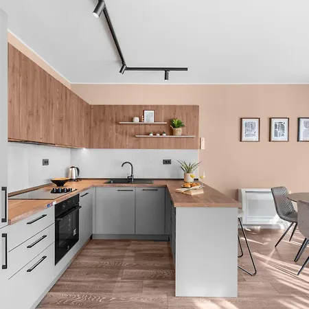 With Bubble Bath In Istria ヴィラ *