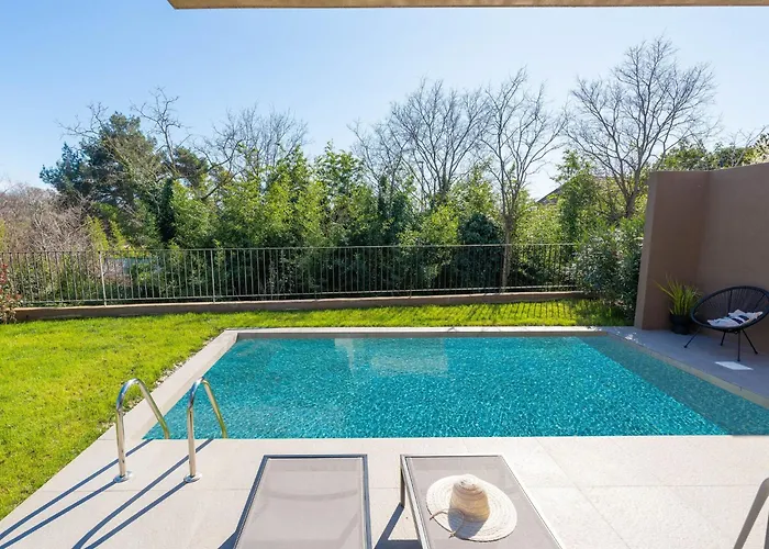 With Bubble Bath In Istria Vila *