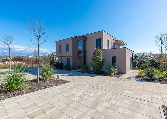 With Bubble Bath In Istria Vila *