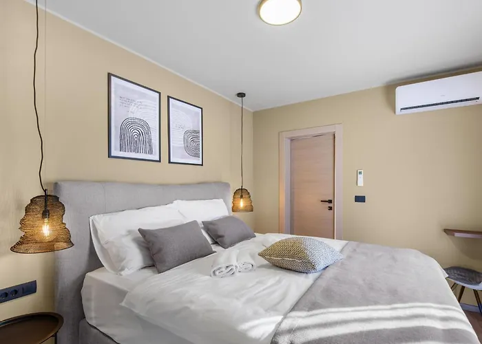 With Bubble Bath In Istria Karigador